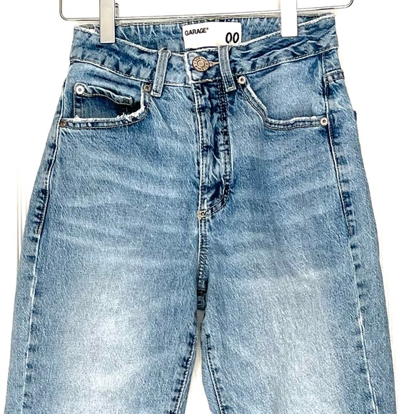 Garage Light Wash Relaxed Straight Leg Jeans Sz 00 Y2K Baggy Mom Jeans 90s Style - Picture 2 of 13